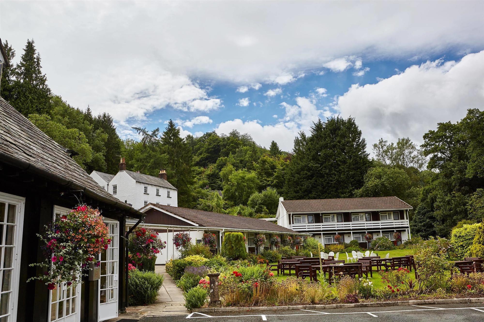 The Wild Hare Hotel Tintern Bagian luar foto